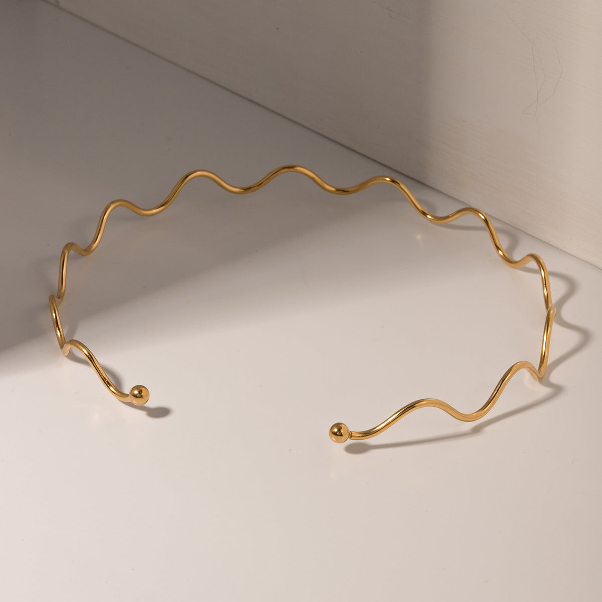 ELLA-NECKLACE