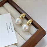 PEARL-EARRING