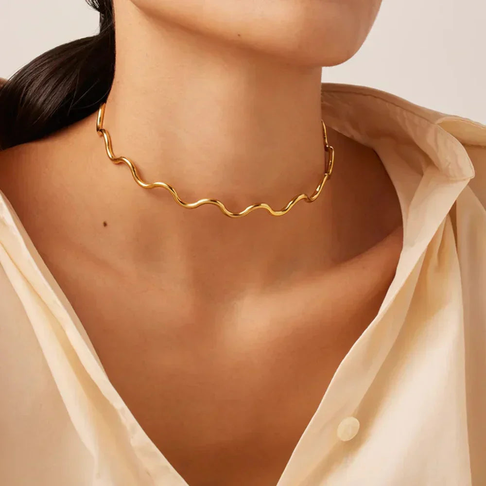 ELLA-NECKLACE