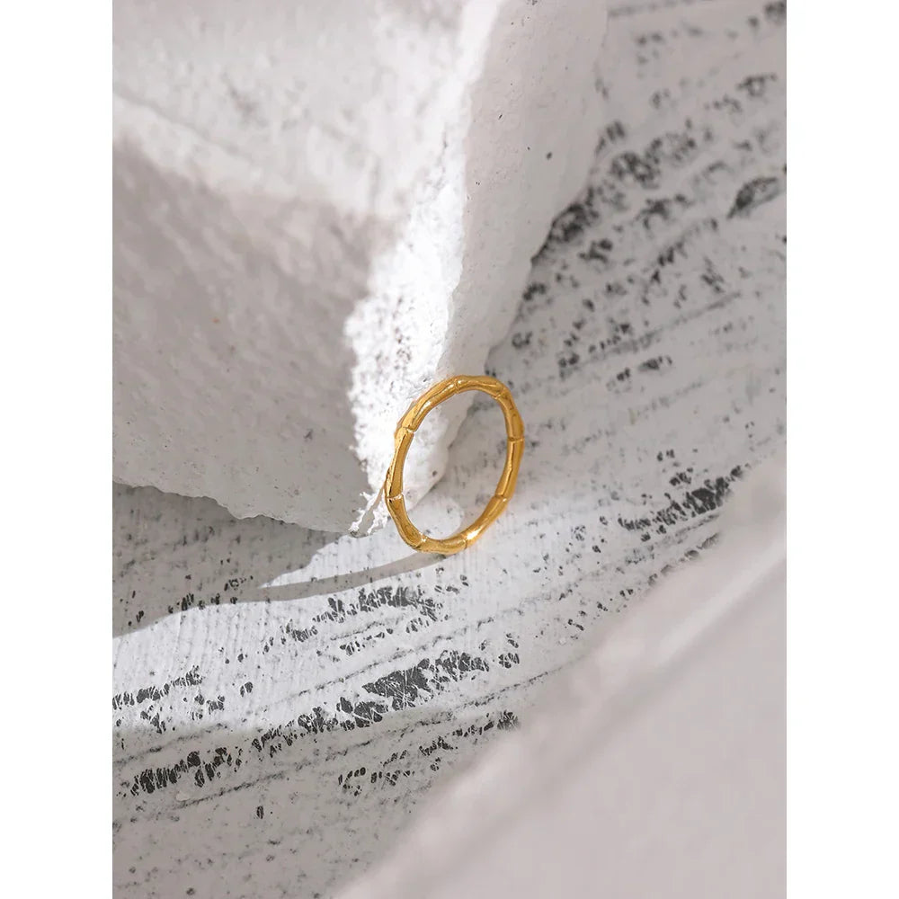 ZOE-RING