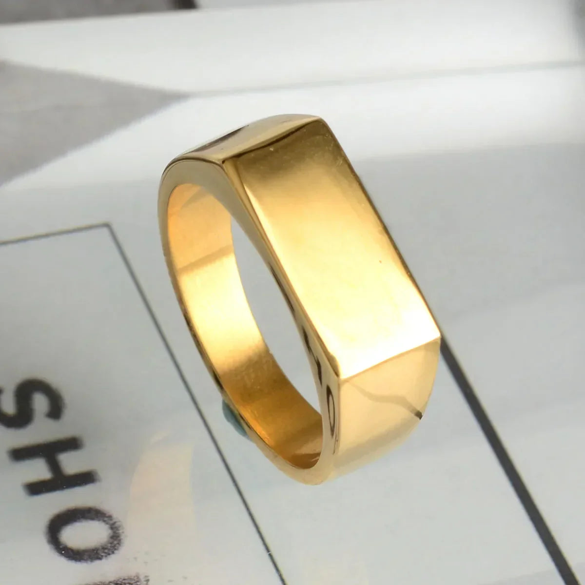VICTORIA-RING
