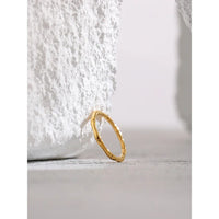 ZOE-RING