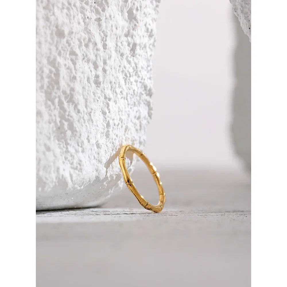 ZOE-RING