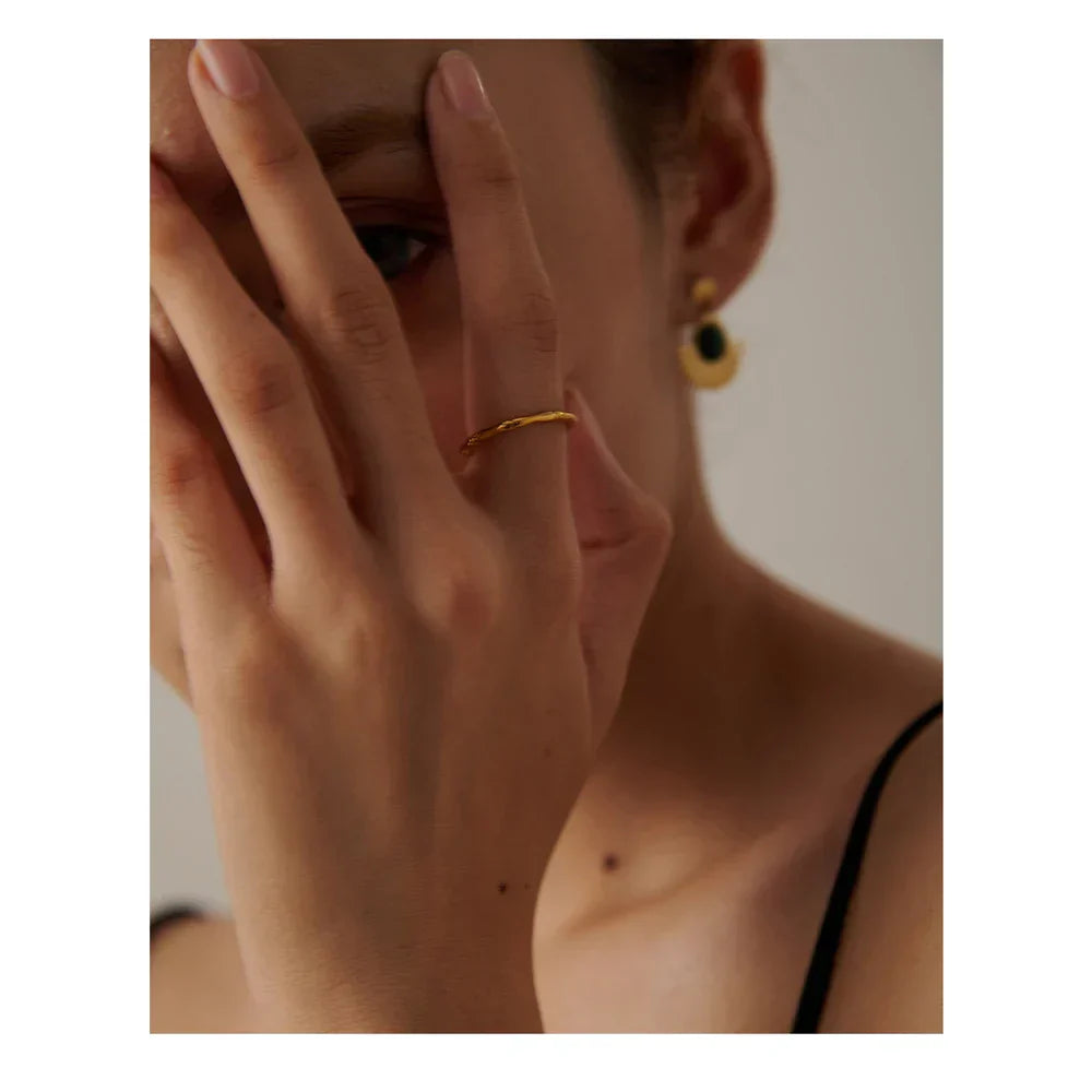 ZOE-RING
