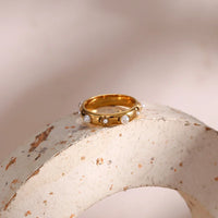 EVELYN-RING