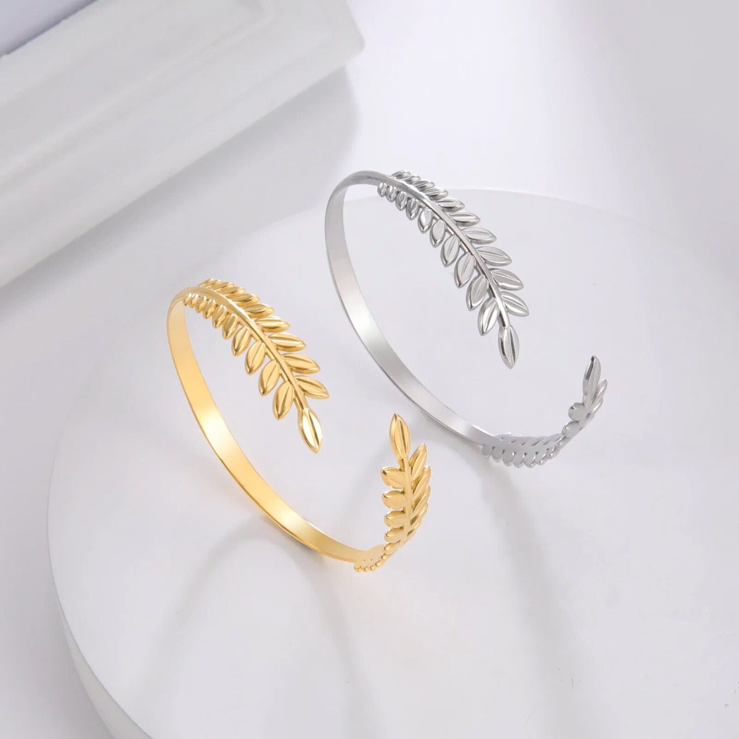ZOEY-BRACELET