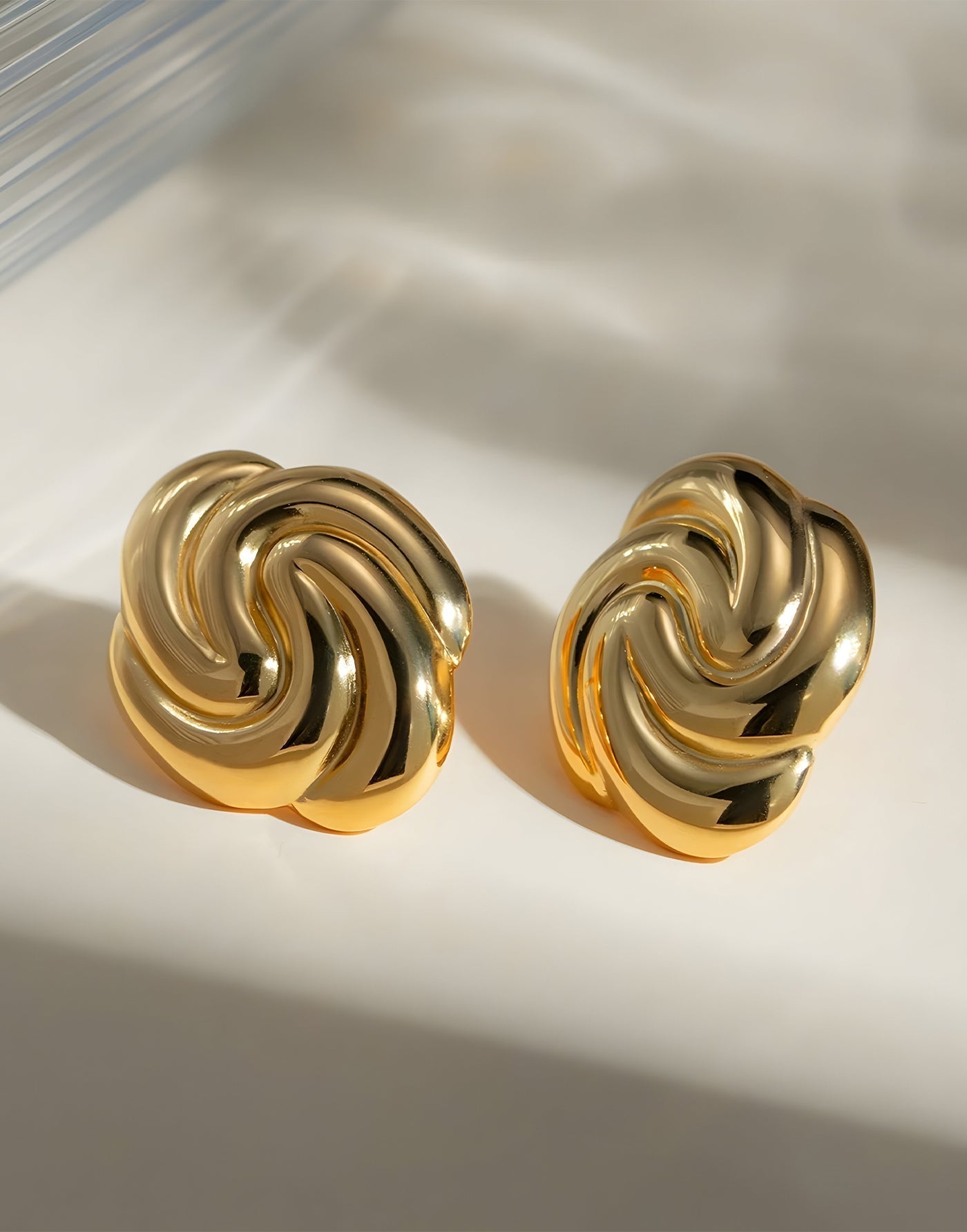 ELLA-EARRING