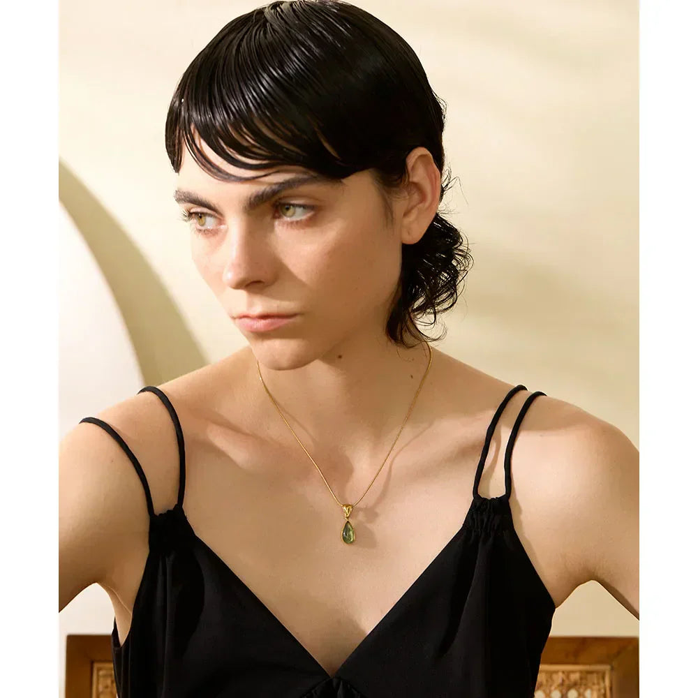 ISABELLA-NECKLACE