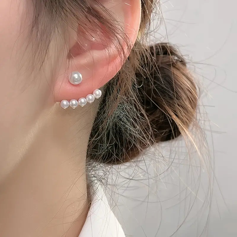 TIA-EARRING